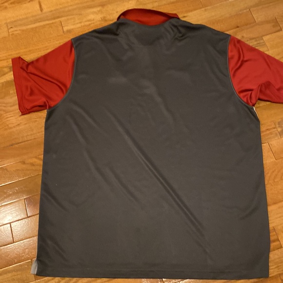 Nike - Picture 3 of 3